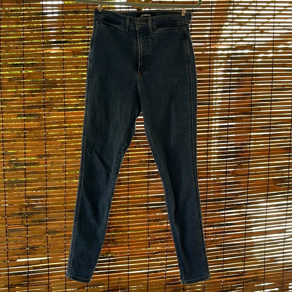 Size 6 Express skinny jeans